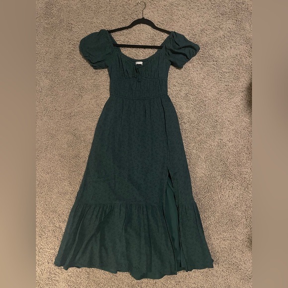 Hollister Green Flower Puff Sleeve Dress - Picture 1 of 4